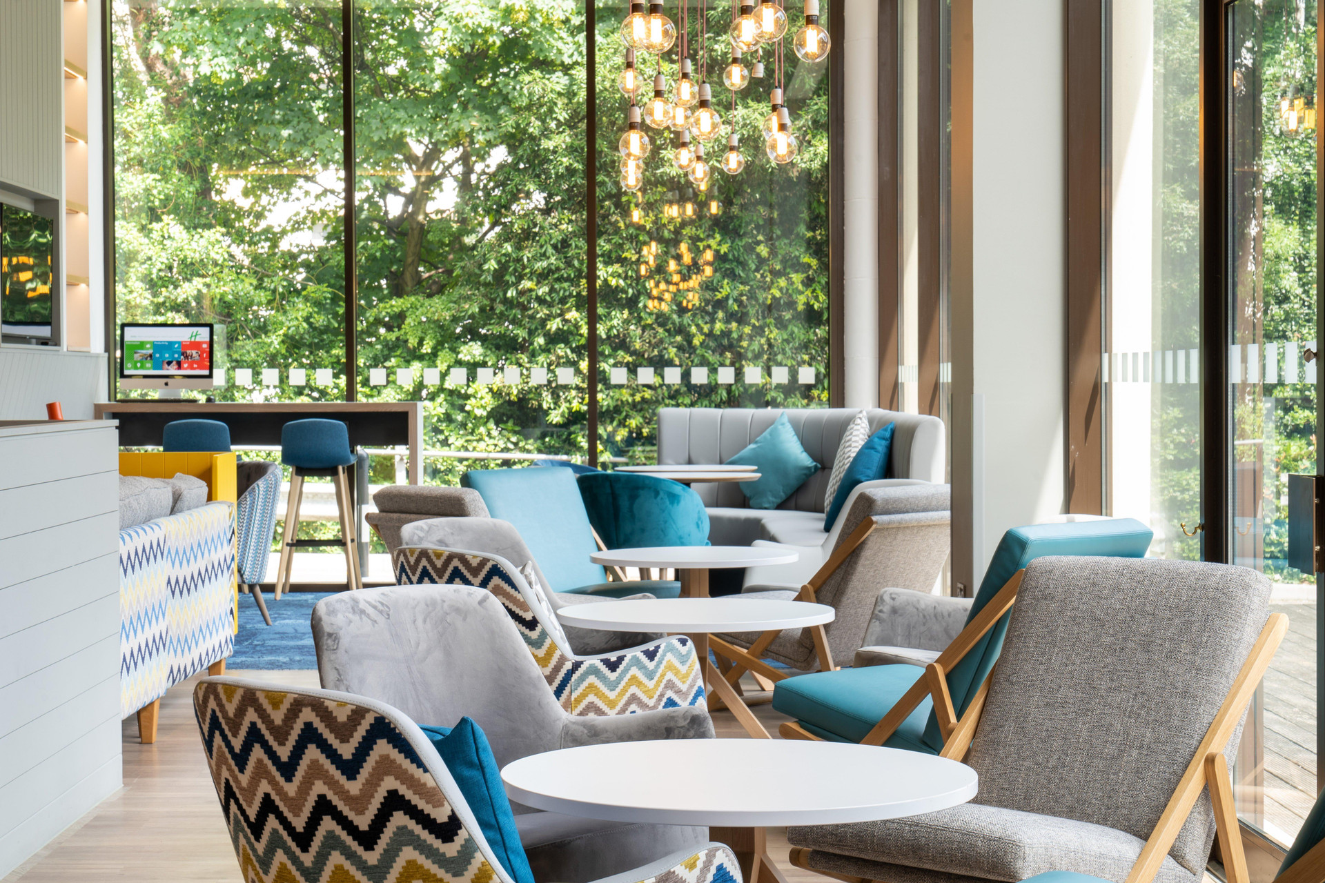 Bar/Salón Holiday Inn Bournemouth by IHG