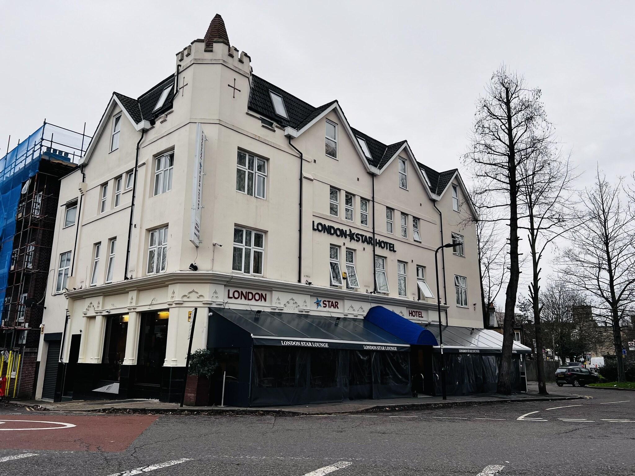 Vista Exterior London Star Hotel