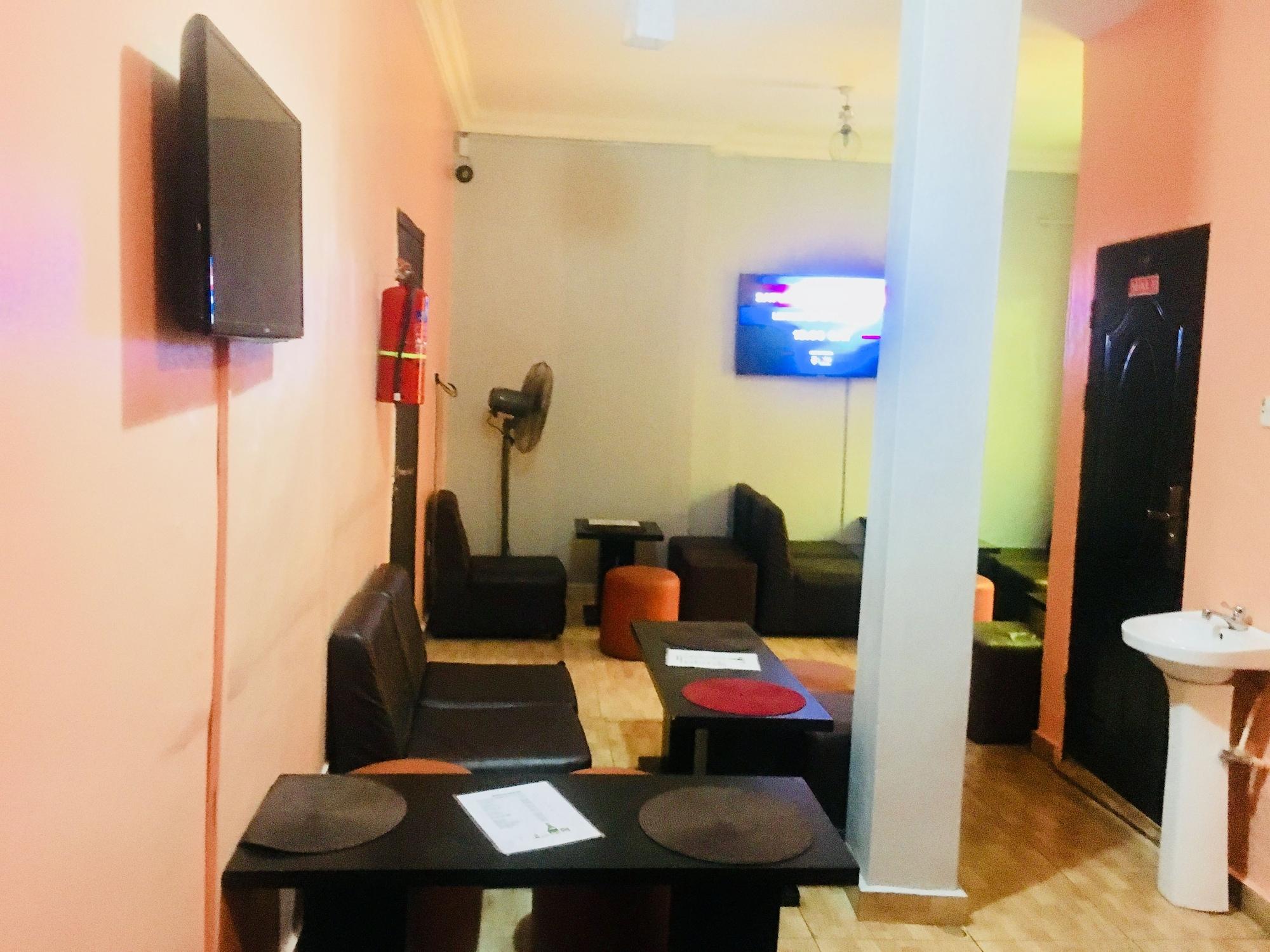 Bar/Salón Esporta Hotel Yaba