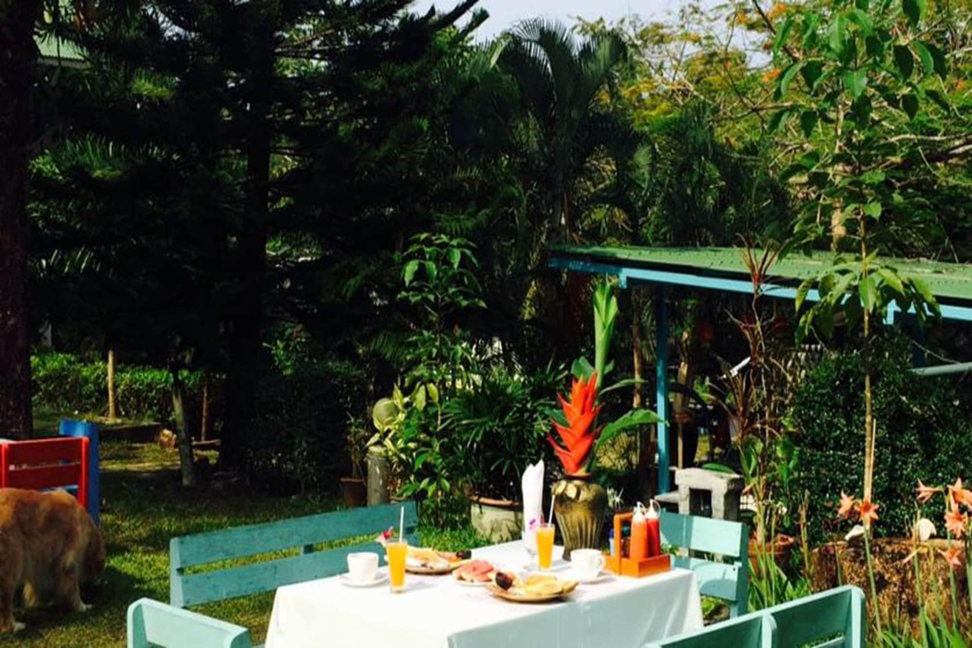 Restaurant Para Resort Koh Chang