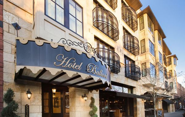 Hotel Ballard