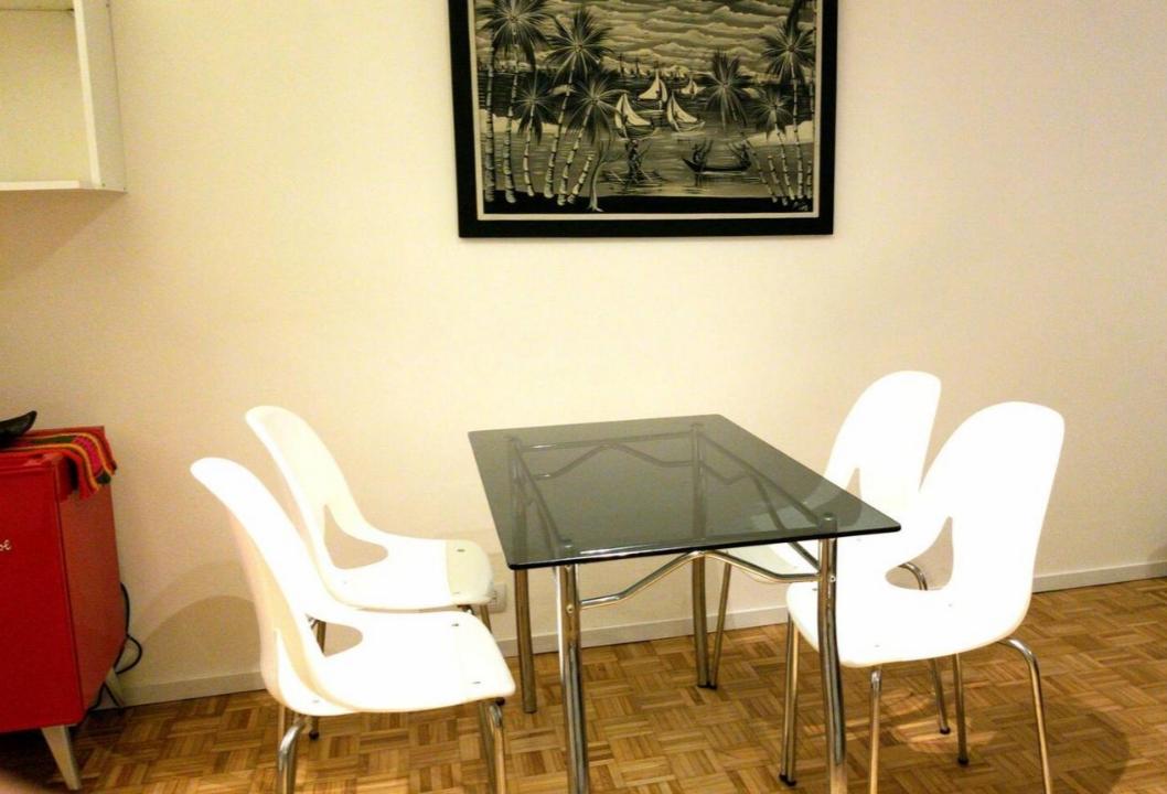 Zona de estar Studio Galerias Pacifico