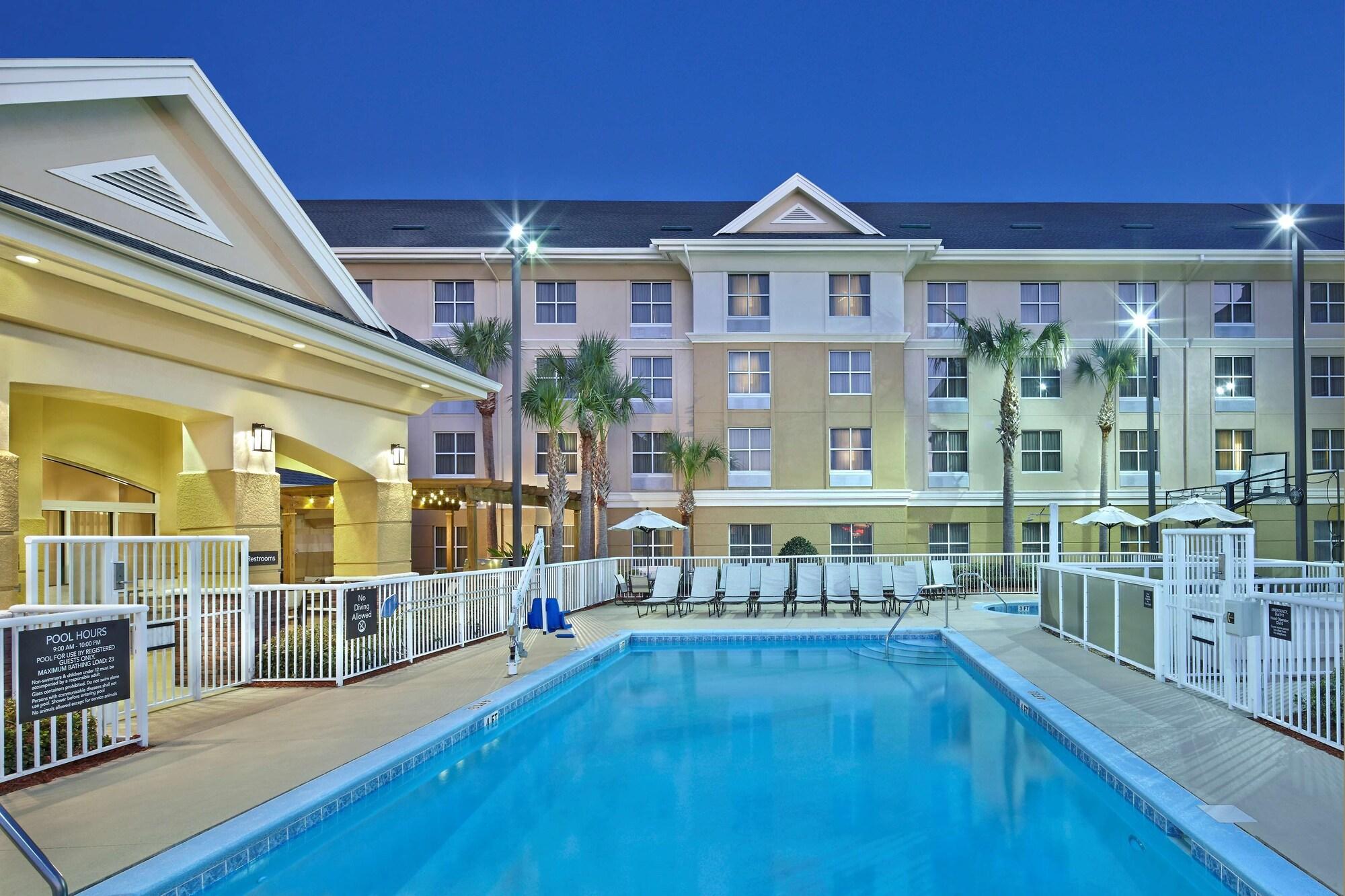 Vista Piscina Homewood Suites by Hilton Daytona Beach Speedway-Airport