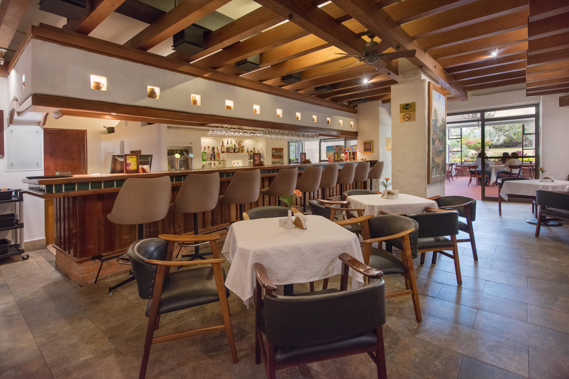 Bar/Salón Hotel Bougainvillea