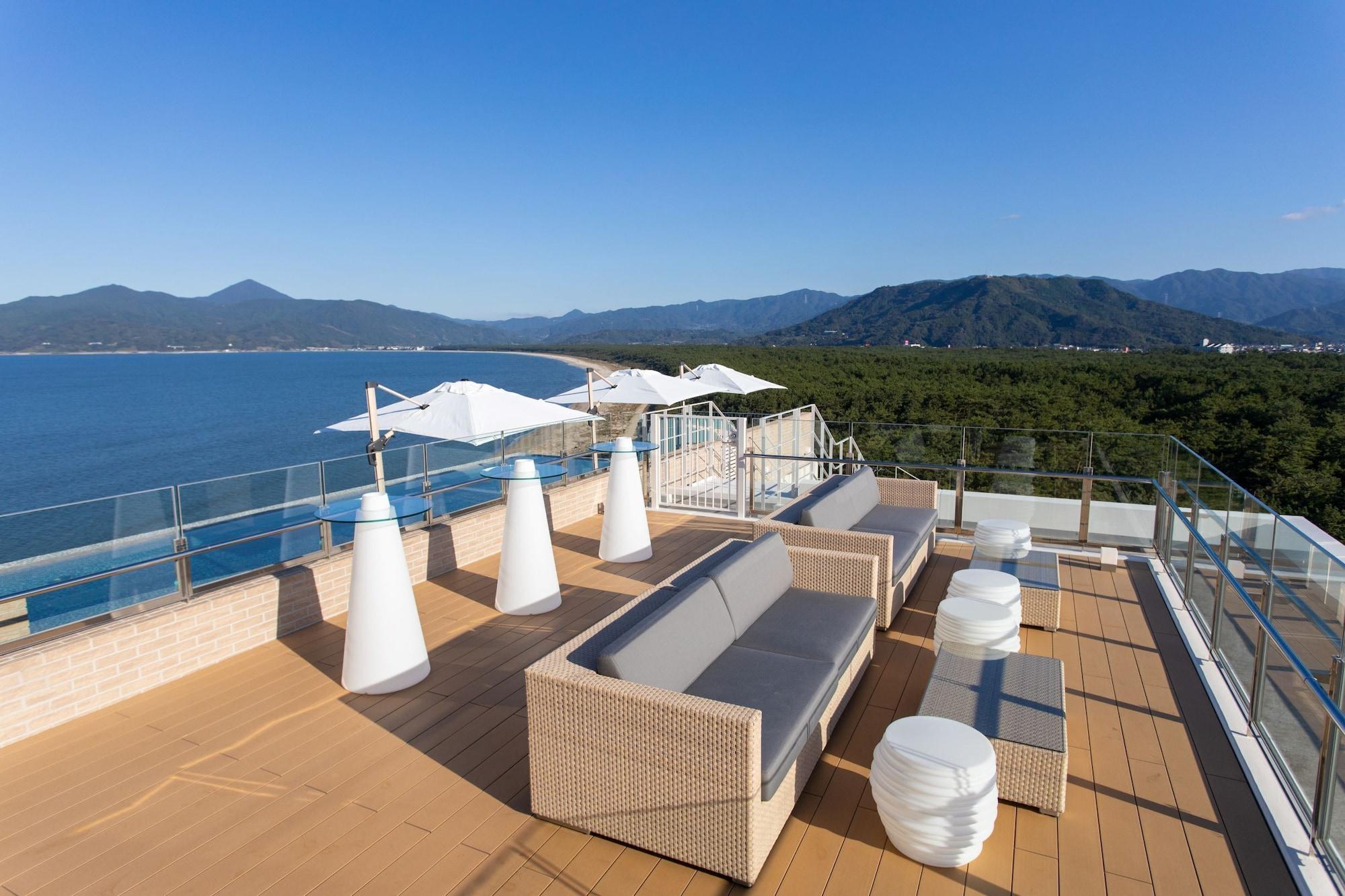 Comodidades del Alojamiento Karatsu Seaside Hotel