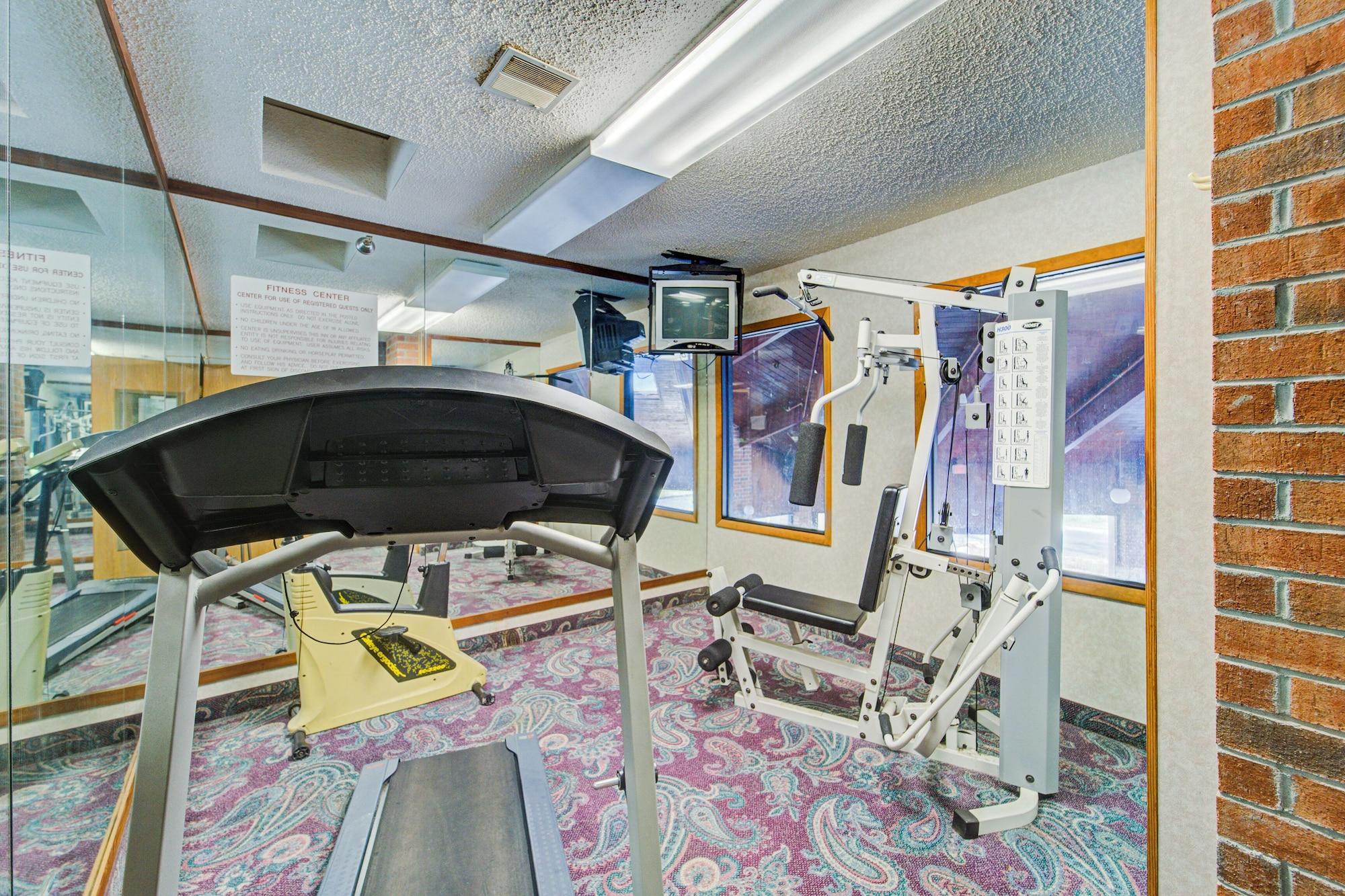 Gimnasio Capital O Amerihost Inn and Suites Mexico Hwy 54 MO