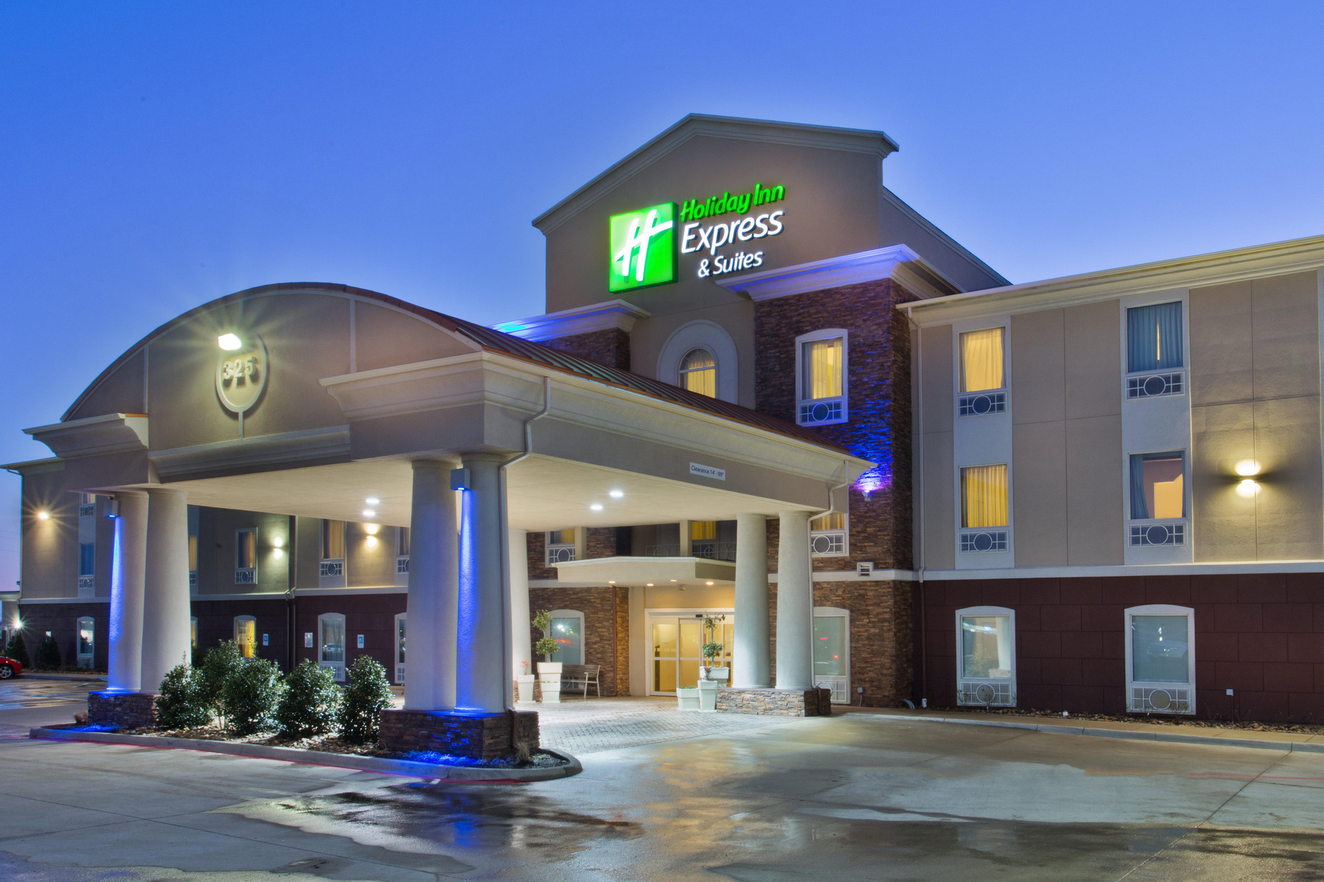 Vista Exterior Holiday Inn Express Alvarado