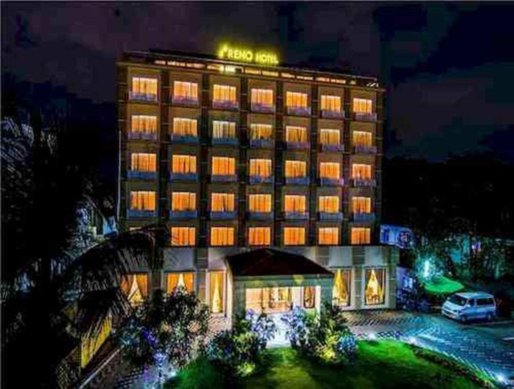 Vista Exterior Reno Hotel