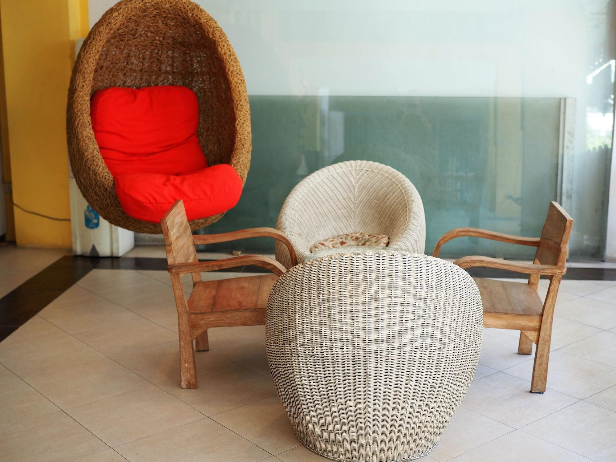 Vista Lobby The Boss's Place