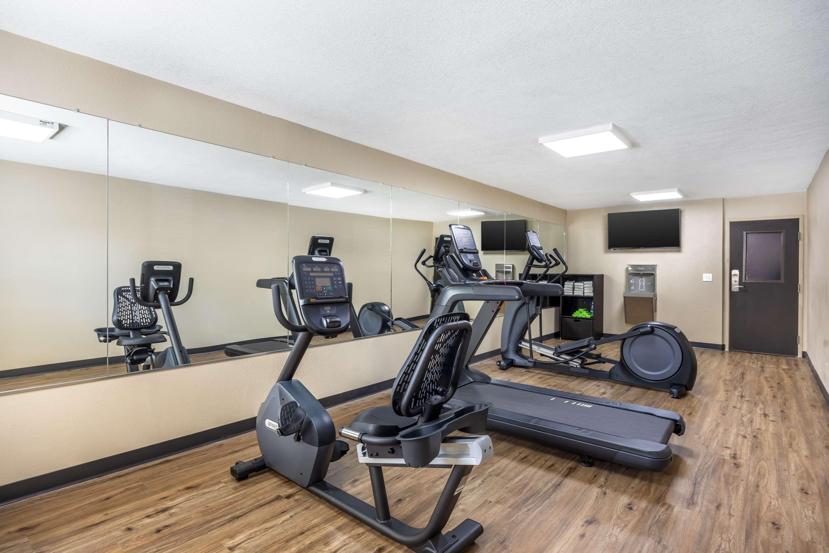 Gimnasio Sleep Inn & Suites Salina I-135