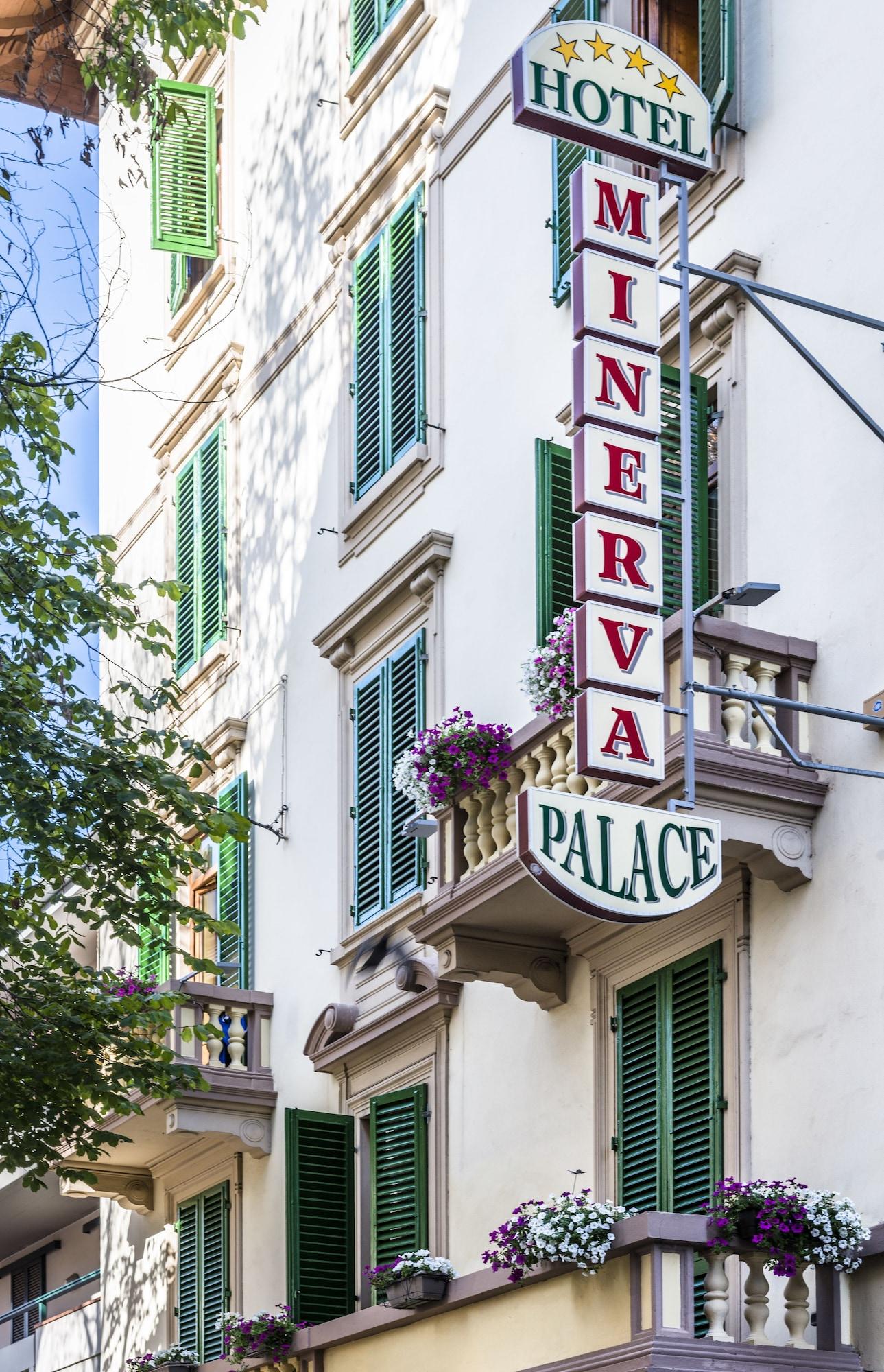 Vista Exterior Minerva Palace