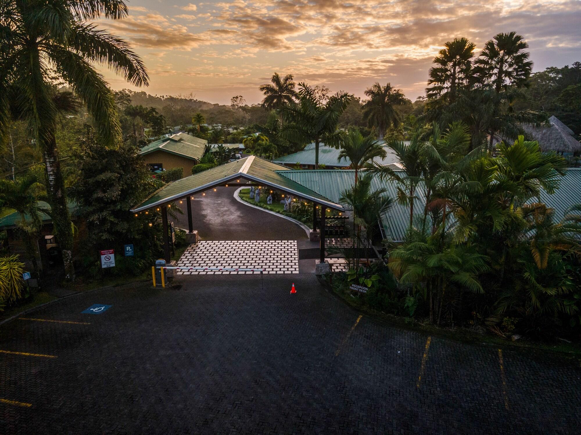 Vista Lobby Arenal Manoa & Hot Springs Resort