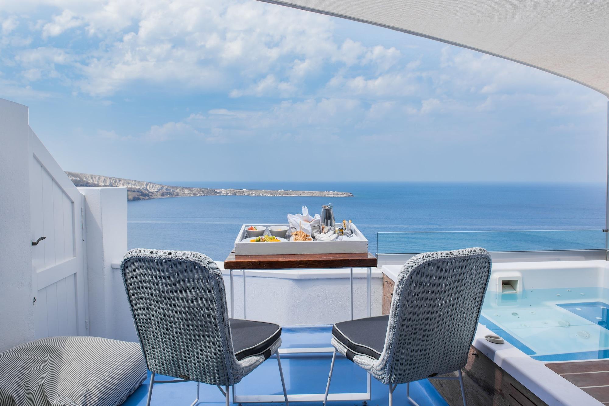 Playa Hyperion Oia Suites