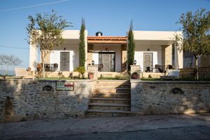 Alojamiento - Agarathos Traditional Rooms