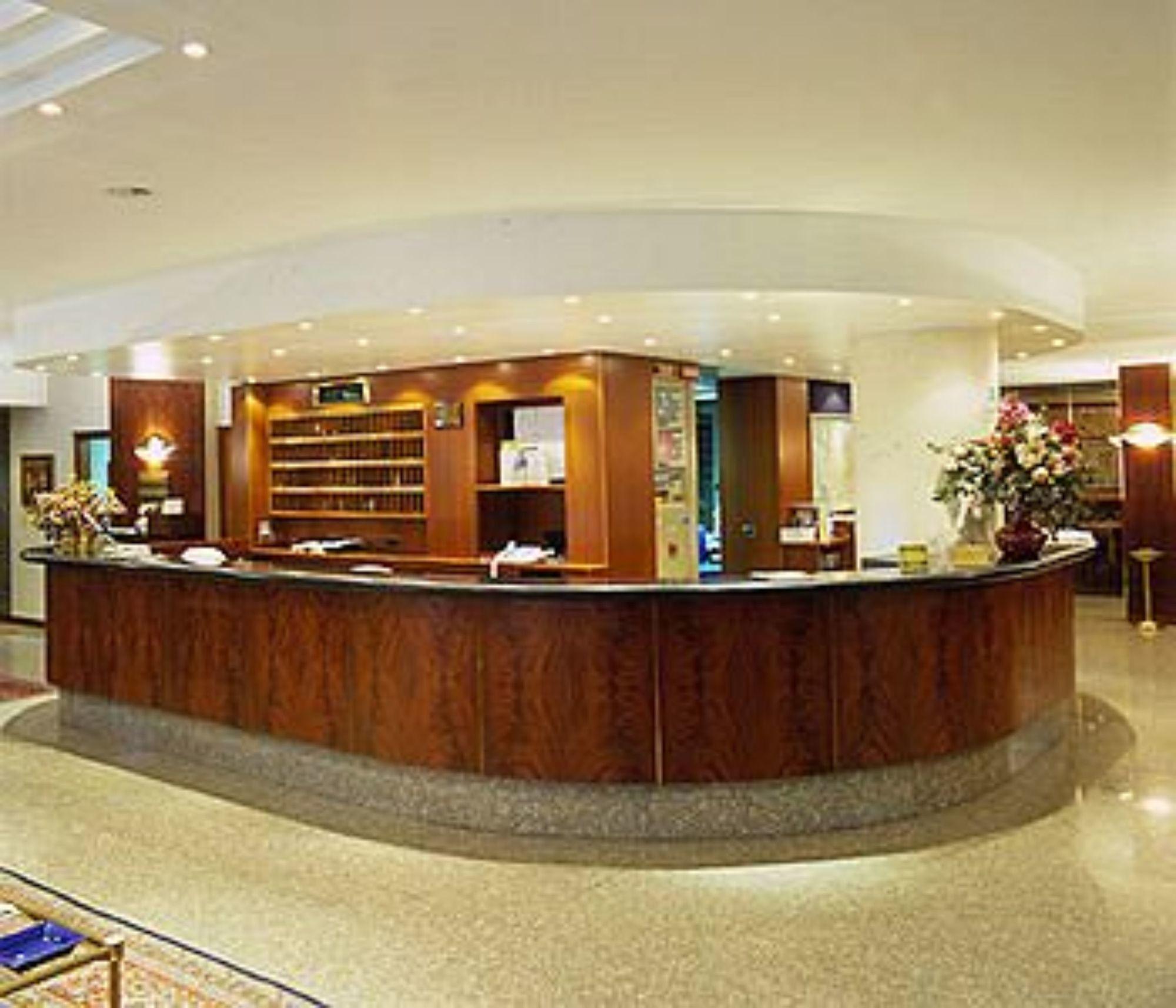 Vista Lobby Hotel Crivi's