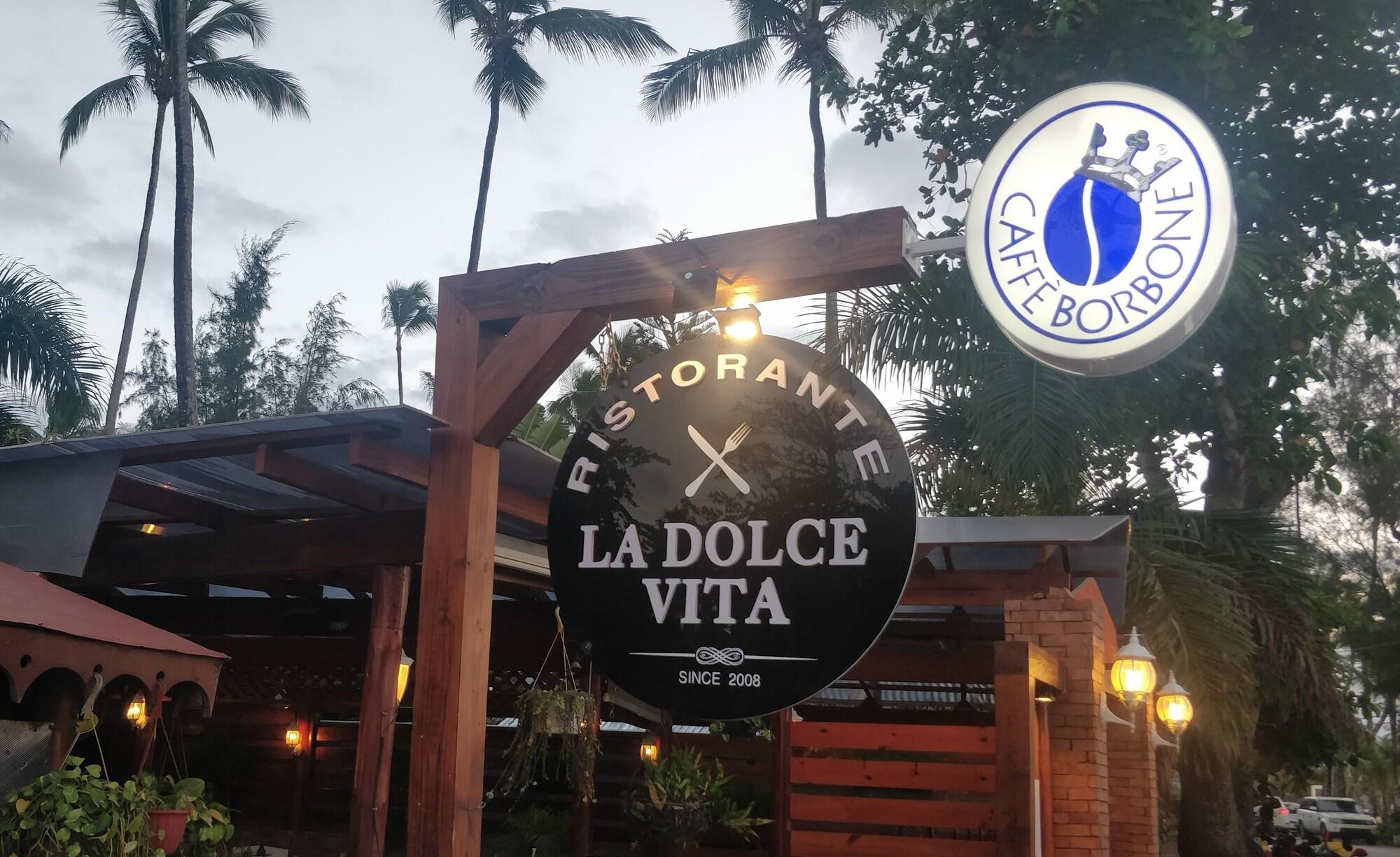Restaurant La Dolce Vita Beachfront Las Terrenas