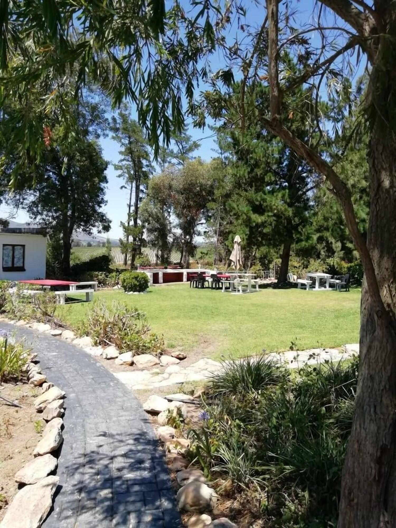 Vista Exterior Joie de Vevre Conferences