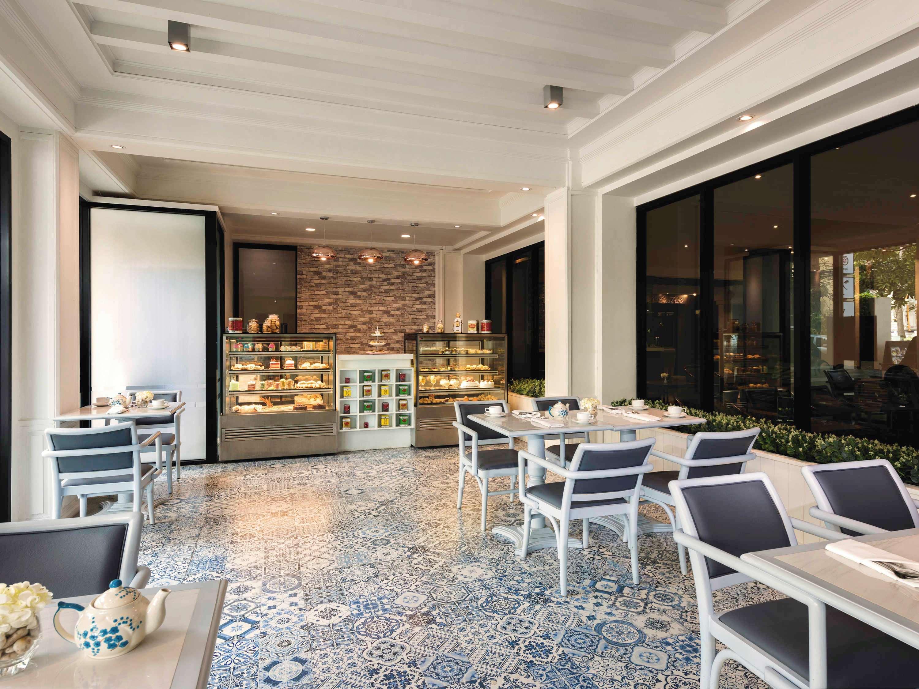 Restaurant Mövenpick Suriwongse Hotel Chiang Mai