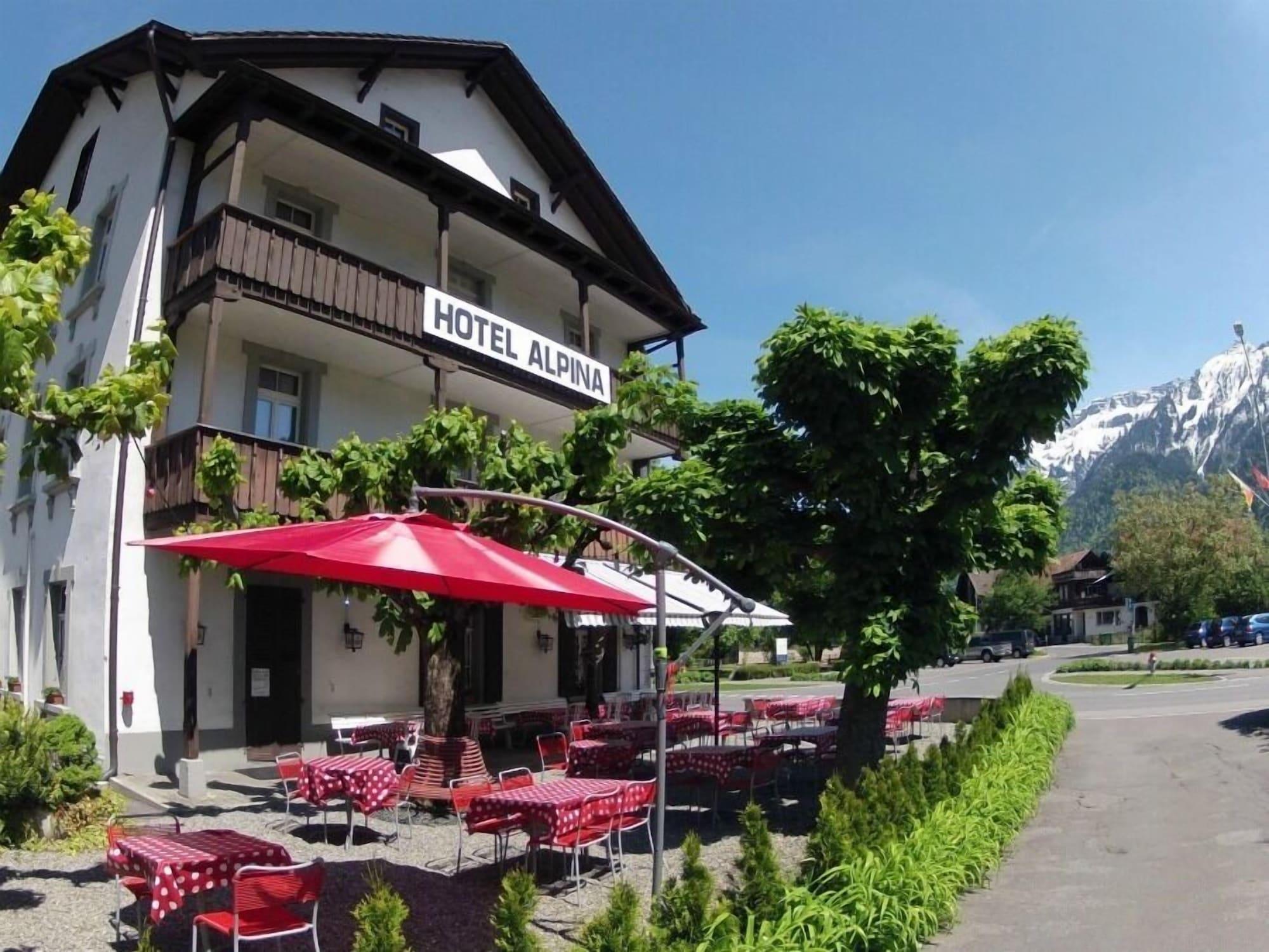 Varios Alpina Hotel