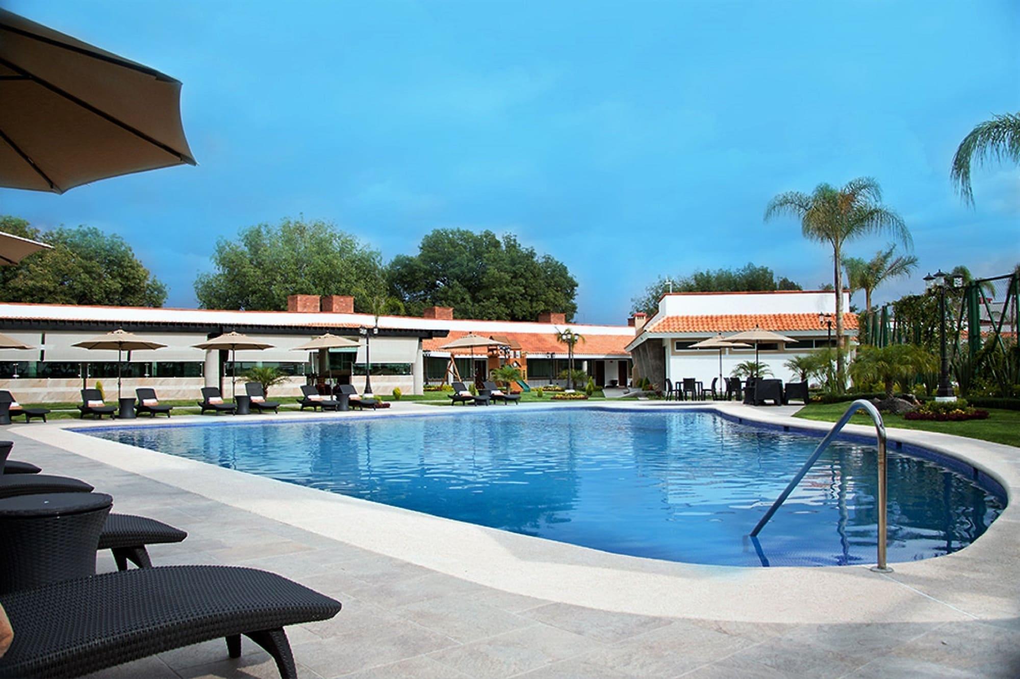 Vista Piscina Hotel Ecce Inn & Spa