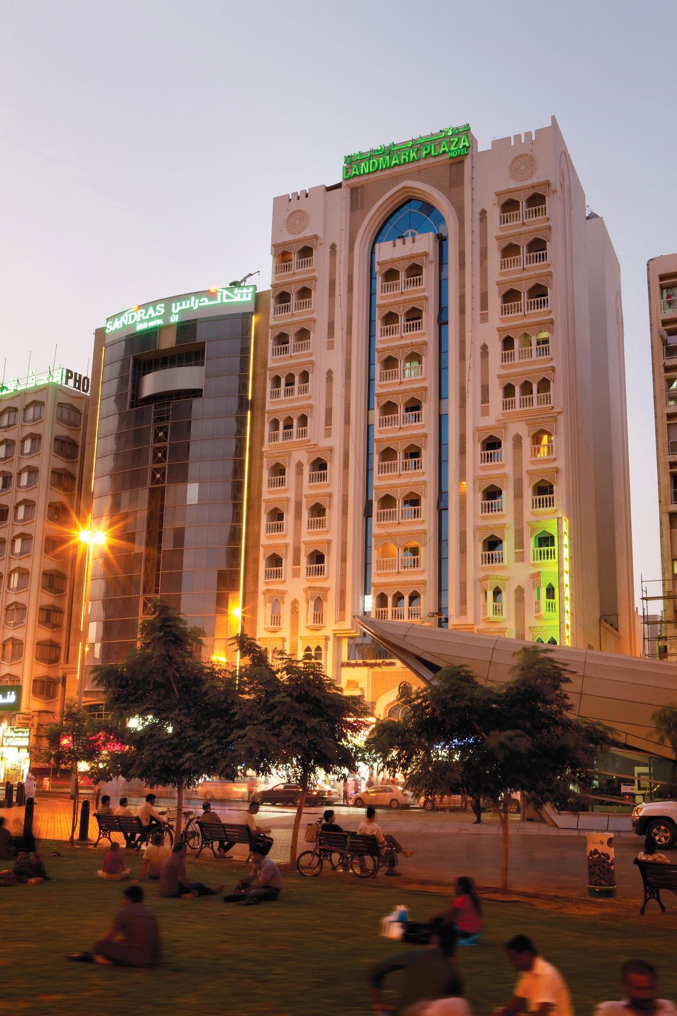 Varios Landmark Plaza Hotel