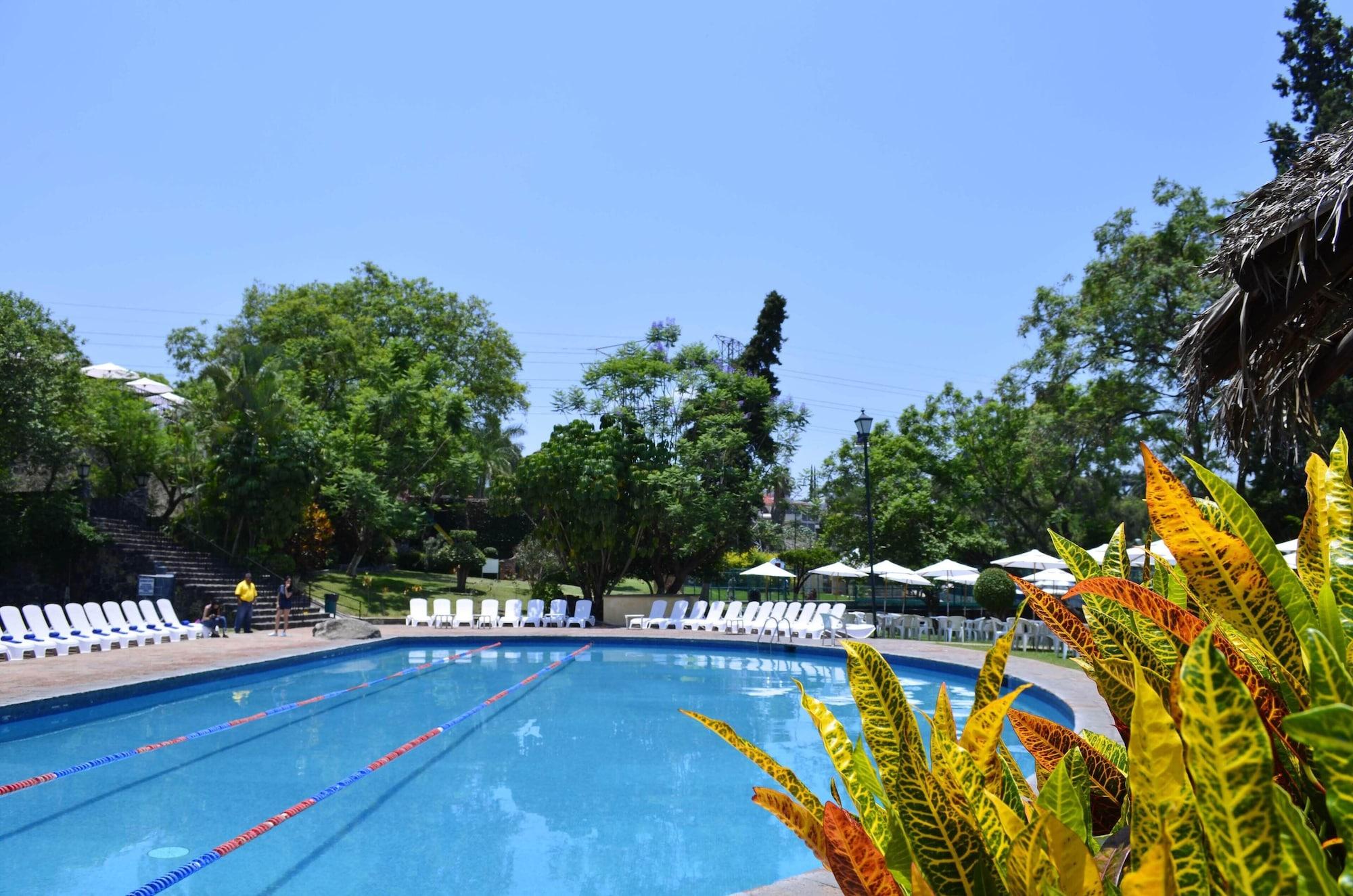 Vista Piscina Hotel Coral Cuernavaca