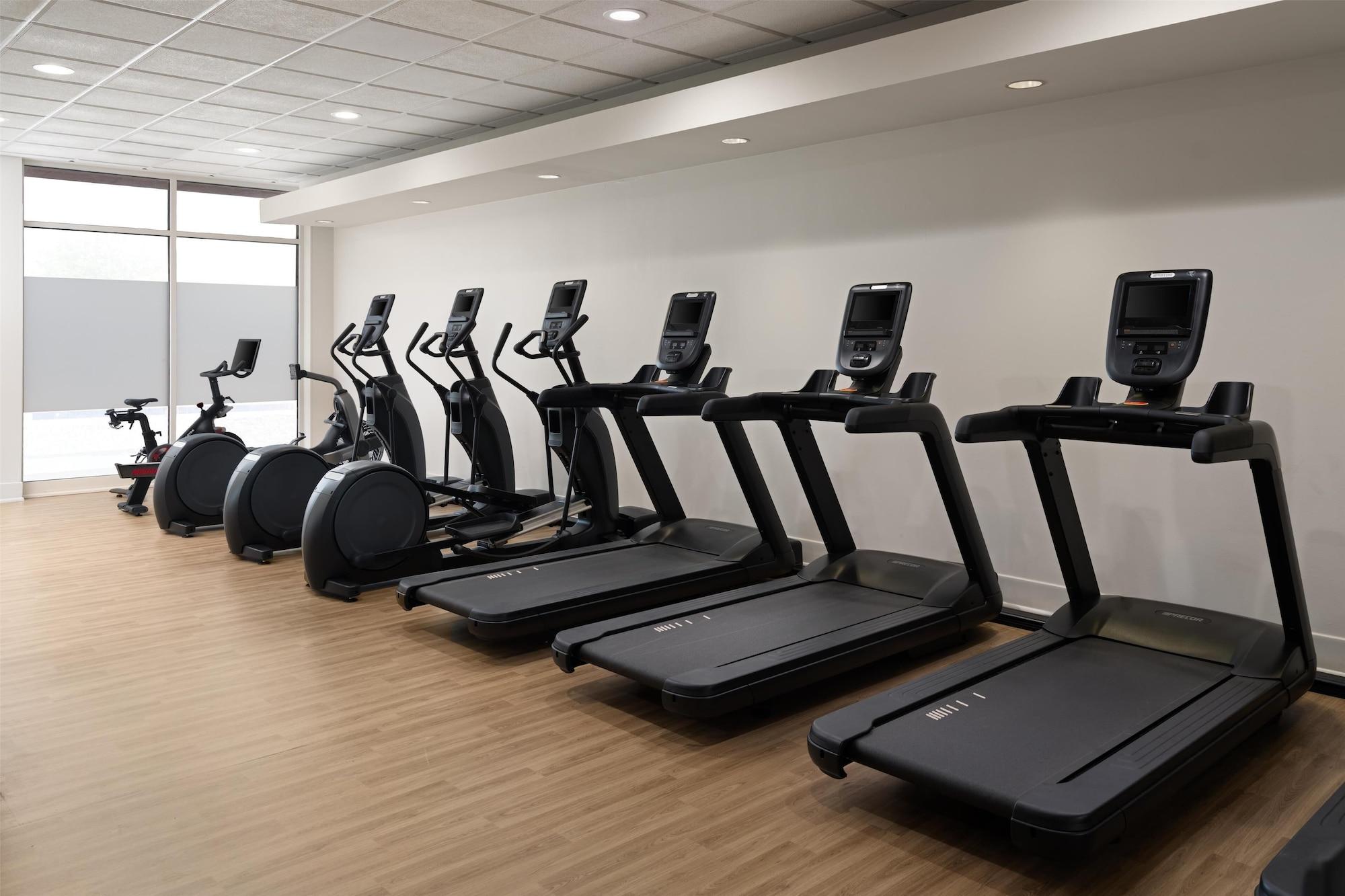 Gimnasio Embassy Suites by Hilton San Marcos Hotel Conference Center