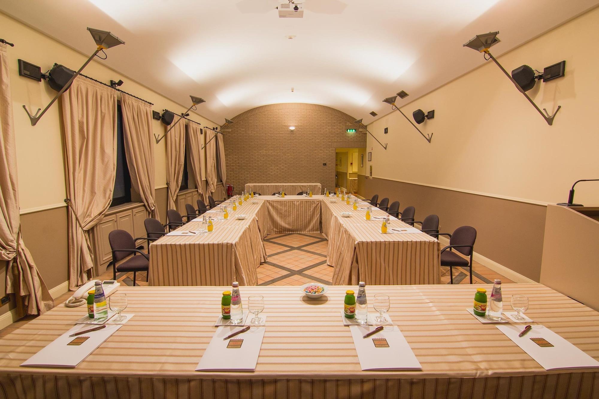 Sala de Reuniones Hotel Parco Borromeo