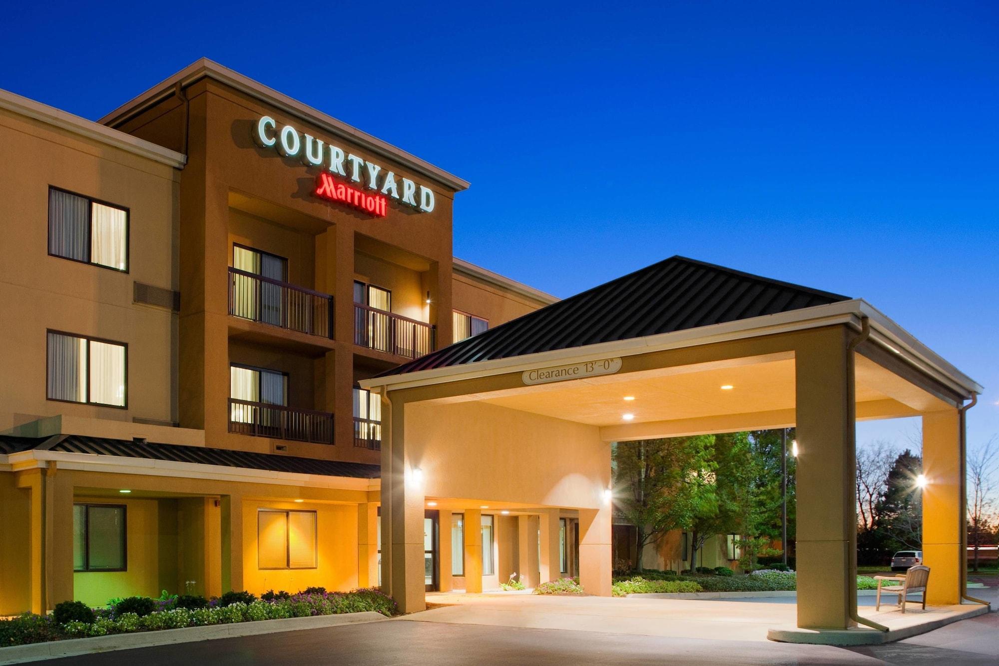 Vista Exterior Courtyard by Marriott Toledo Rossford/Perrysburg