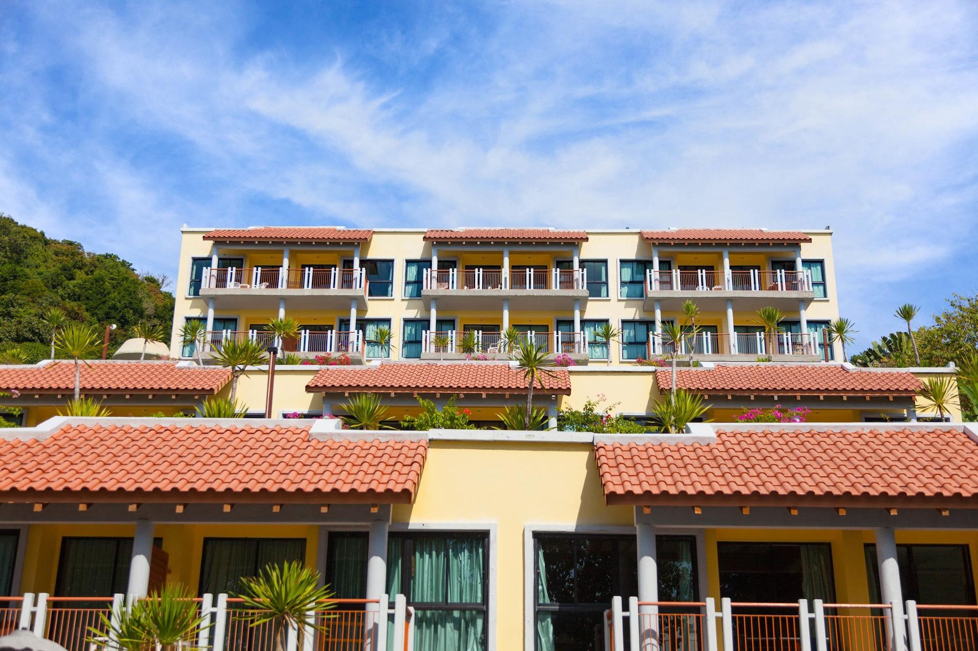 Vista Exterior By the Sea