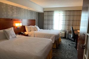 Alojamiento - Courtyard by Marriott London