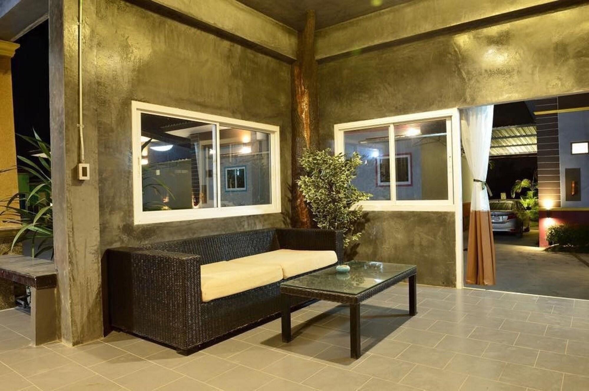 Vista Lobby Safe House Phatthalung Resort