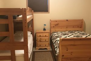 Alquiler Vacacional - Large 5 bedroom Lakefront cabin