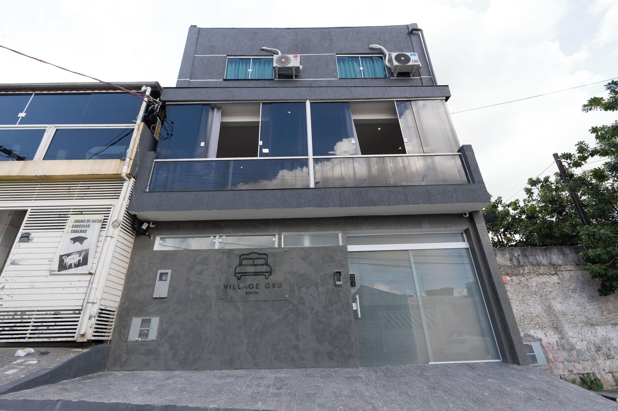 Varios Hostel Village GRU