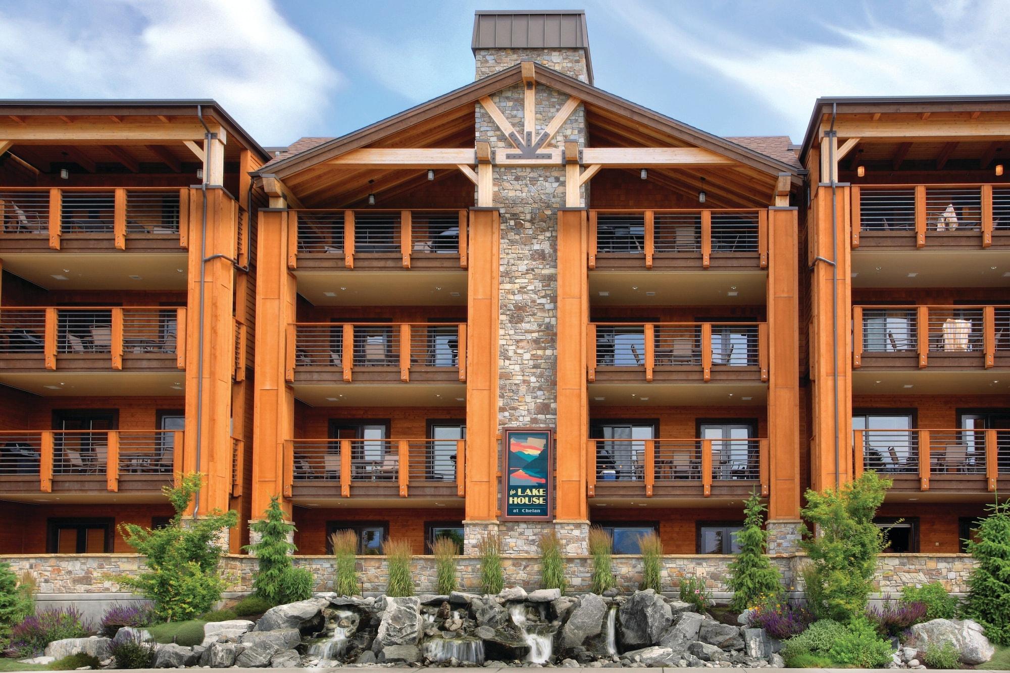 Vista Exterior WorldMark Chelan - Lake House