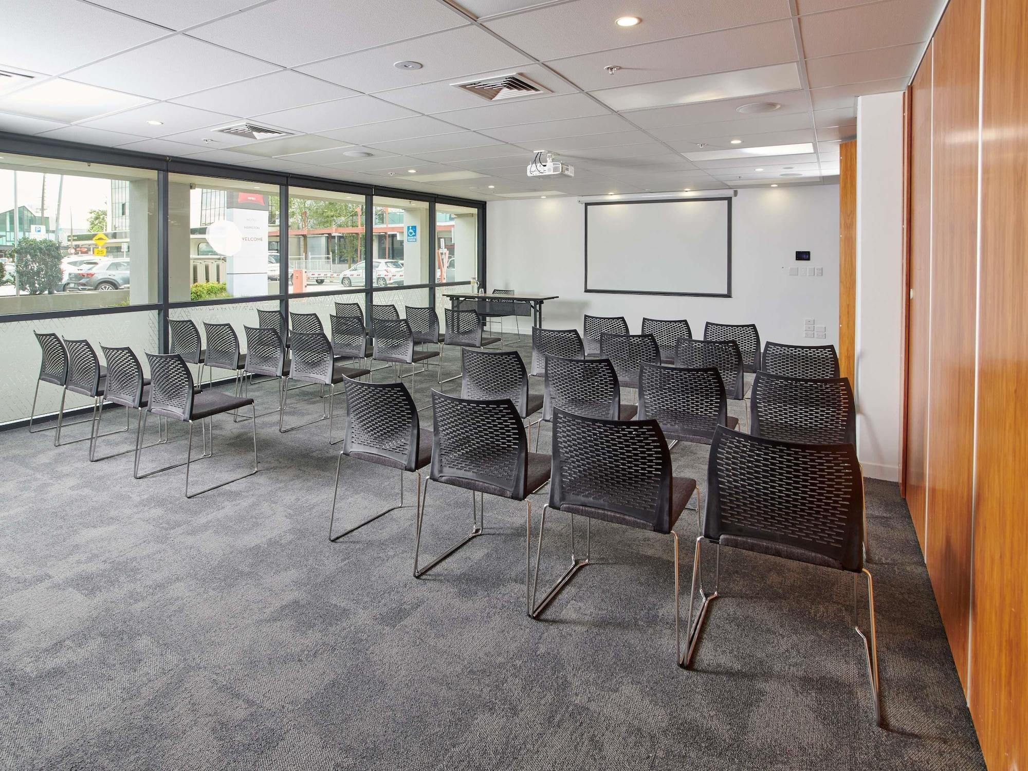 Sala de Reuniones ibis Hamilton Tainui