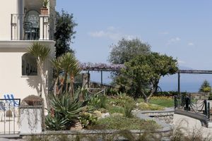 Alojamiento - Grand Hotel Capodimonte