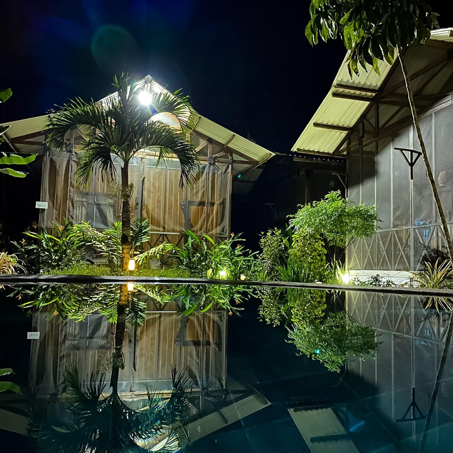 Vista Exterior Hotel Utuane