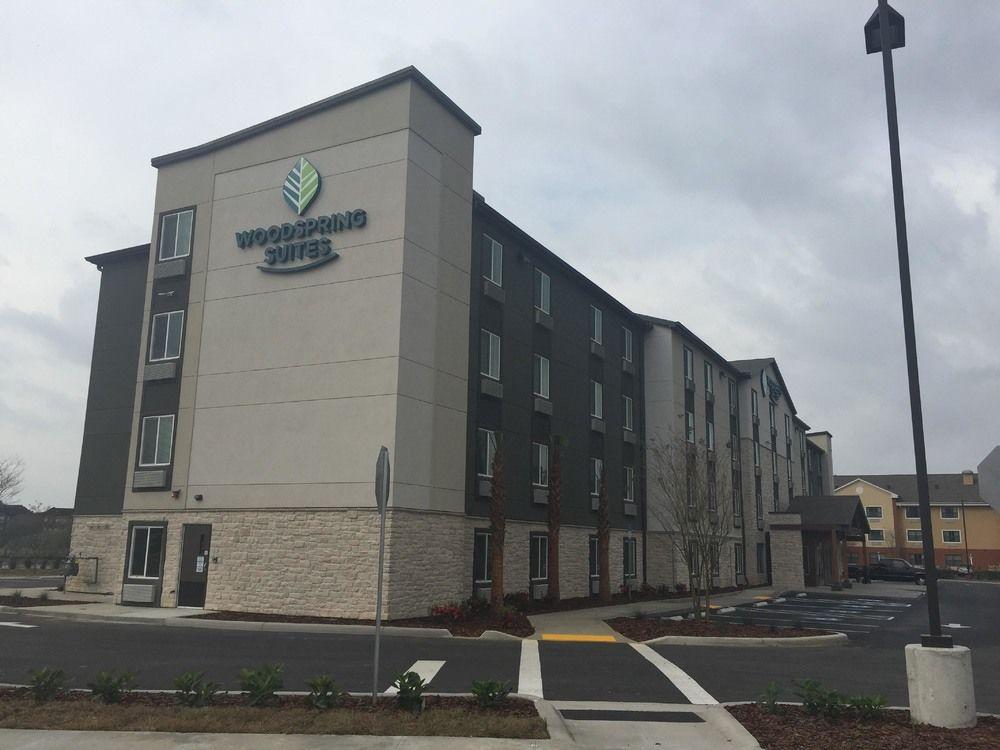 Miscellaneous WoodSpring Suites Tampa Northeast