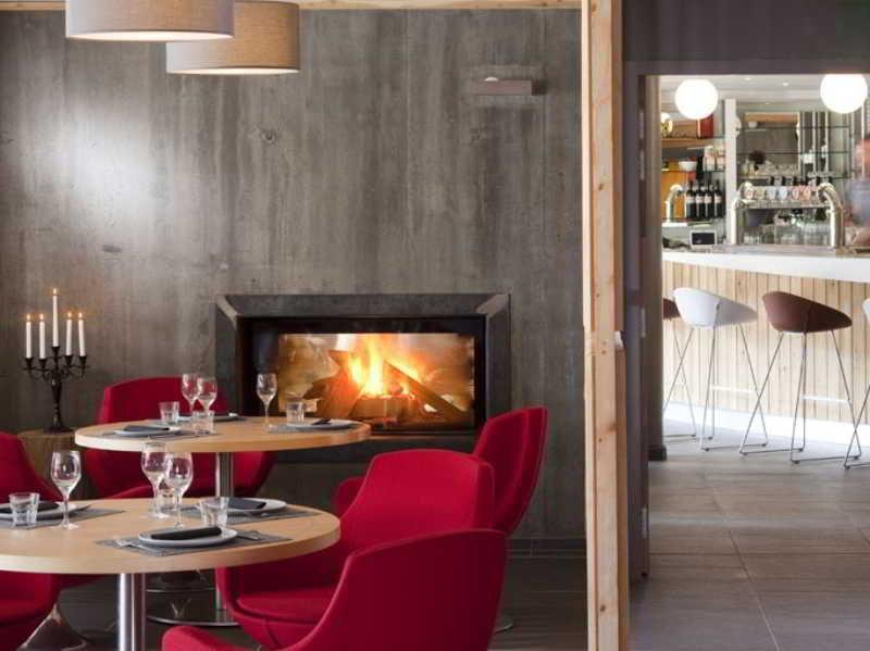 Bar/Salón Anova Hotel & Spa
