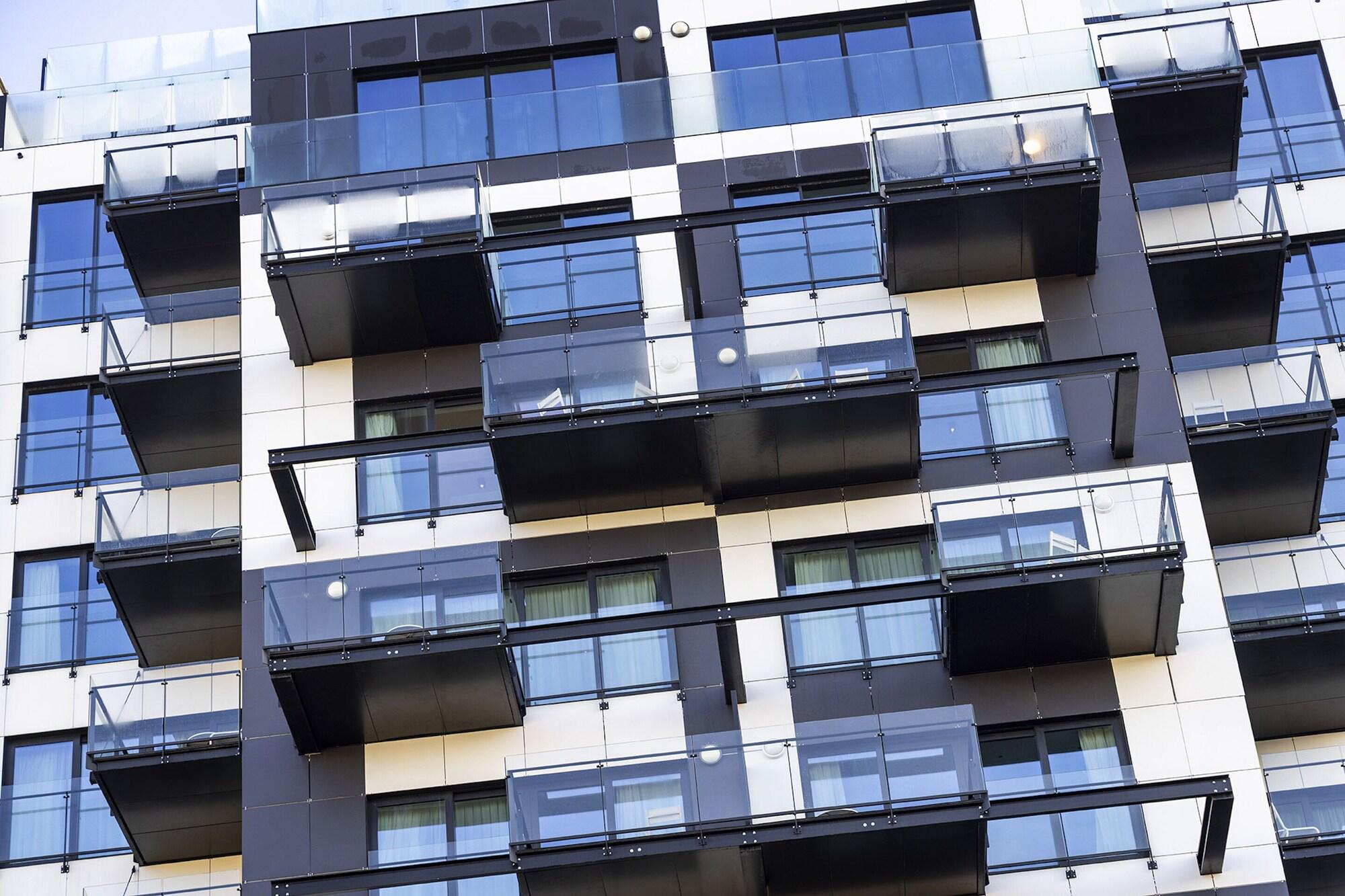 Vista Exterior L-Avenue