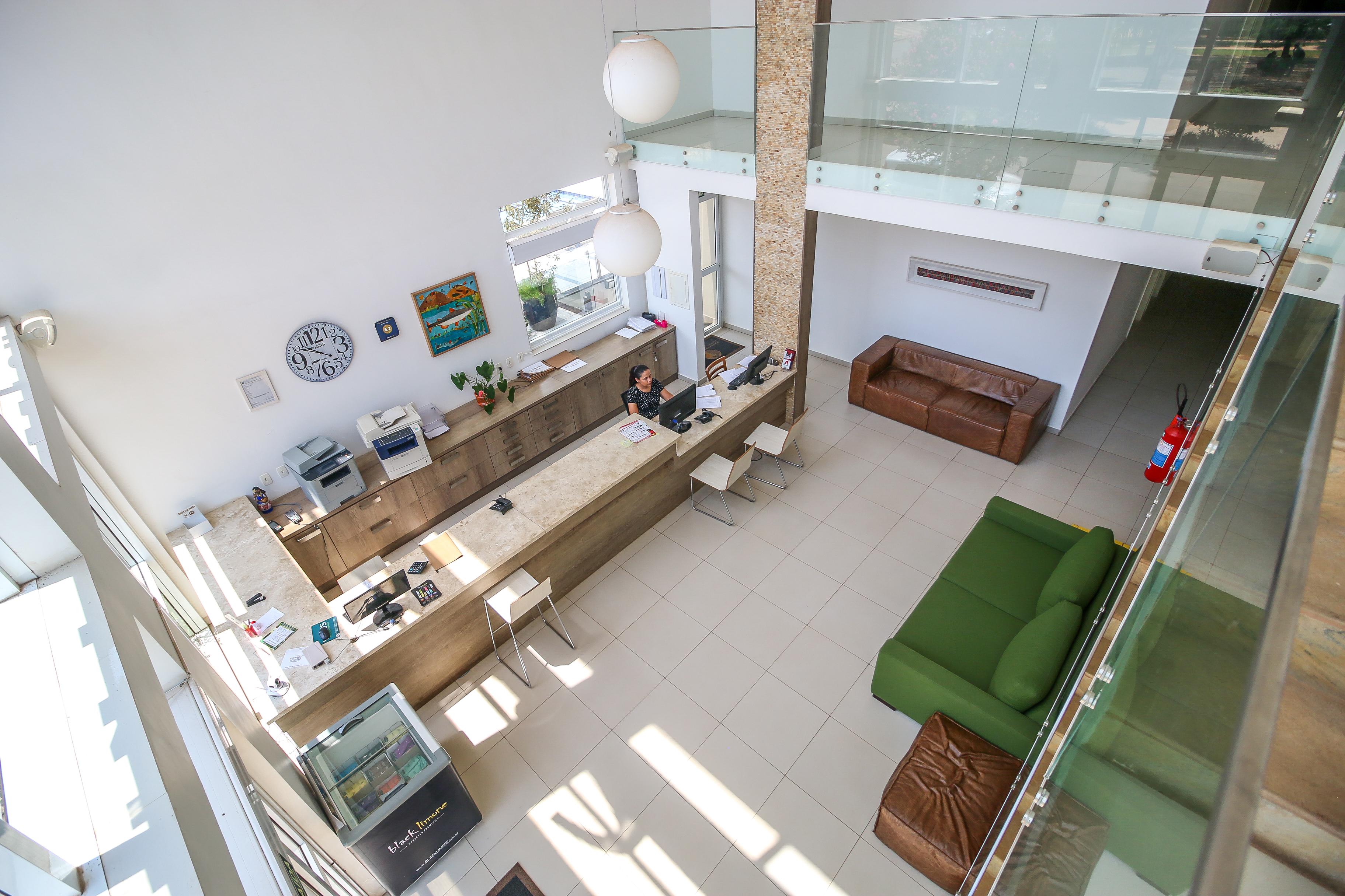 Vista Lobby Da Praça