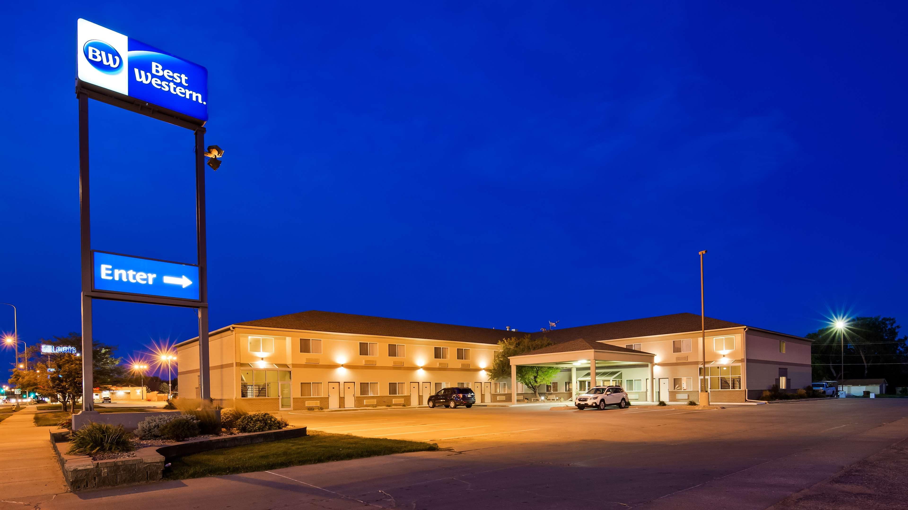 Vista Exterior Best Western Of Huron