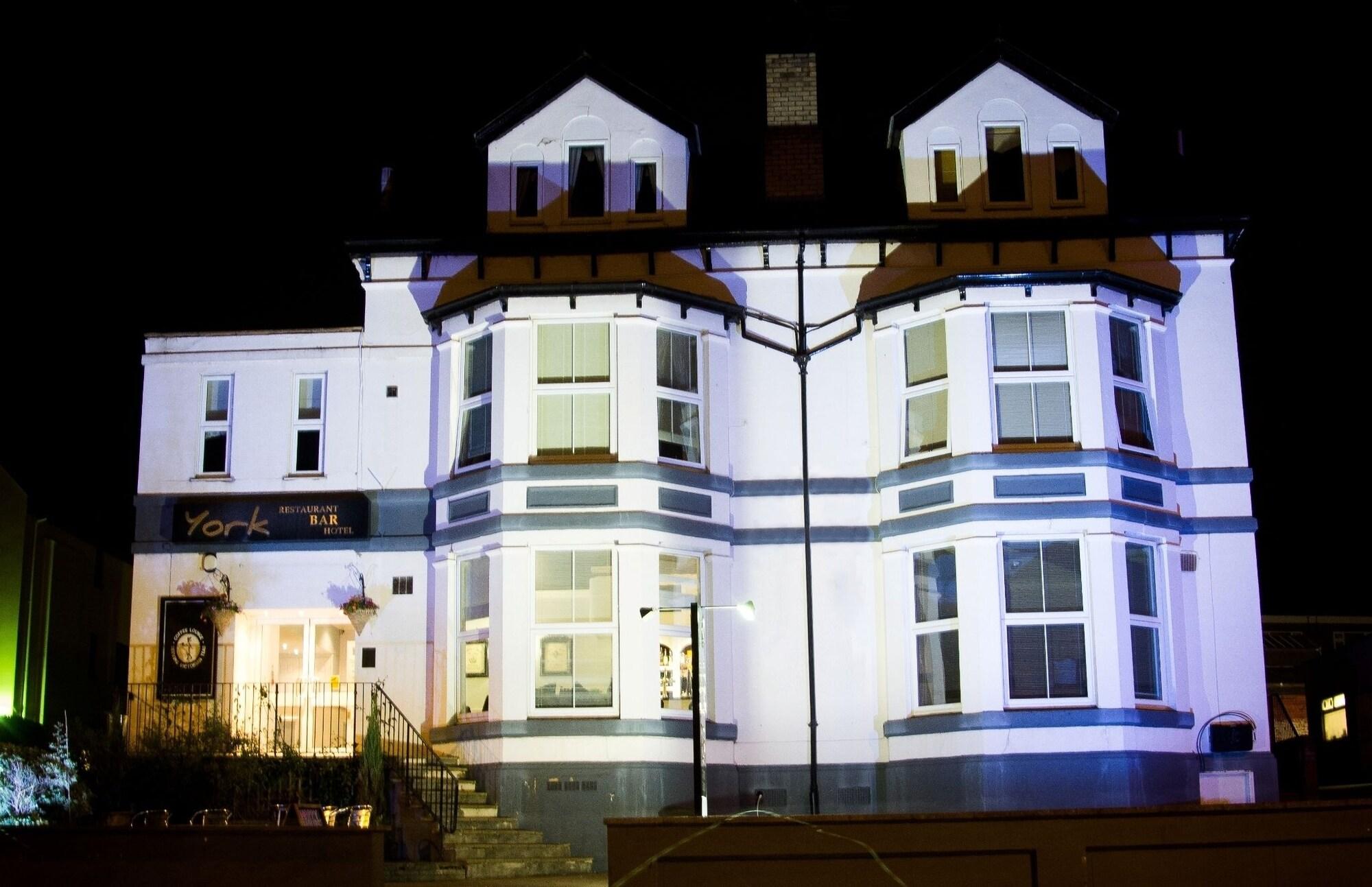 Varios The York Hotel