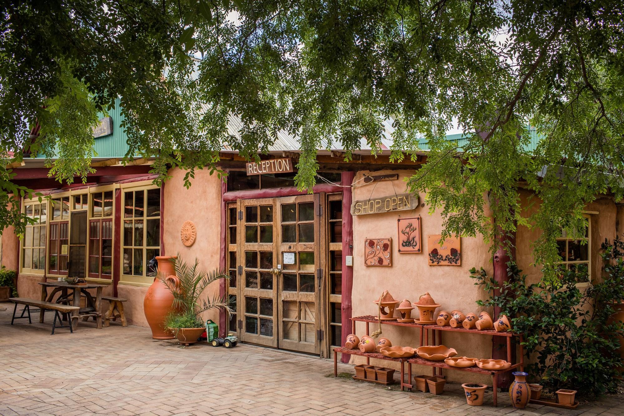 Vista Lobby Barkala Farmstay