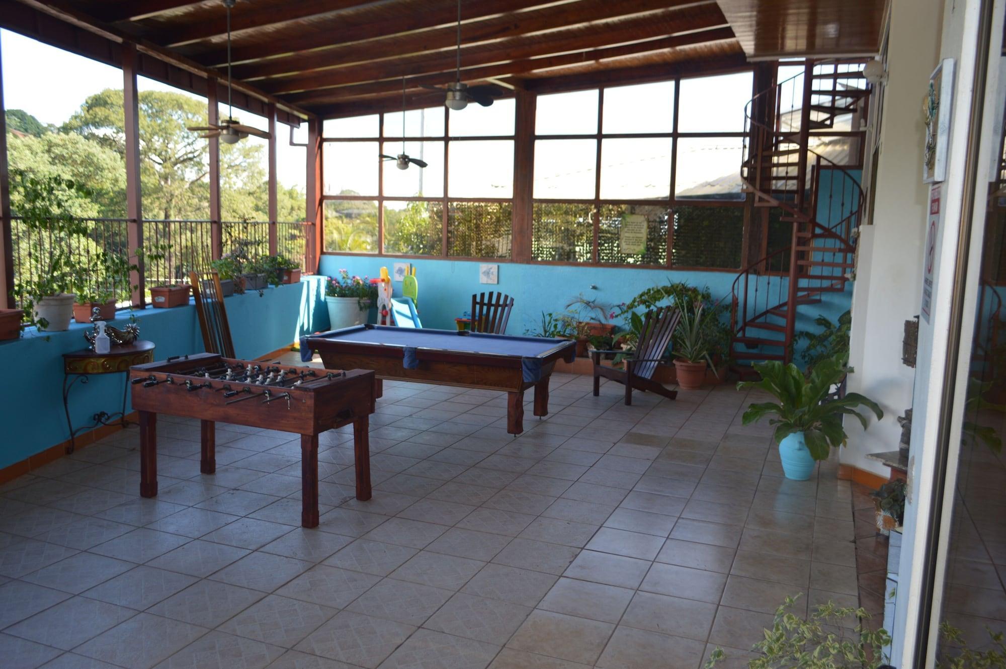 Instalaciones Recreativas Natural Pacific Suites