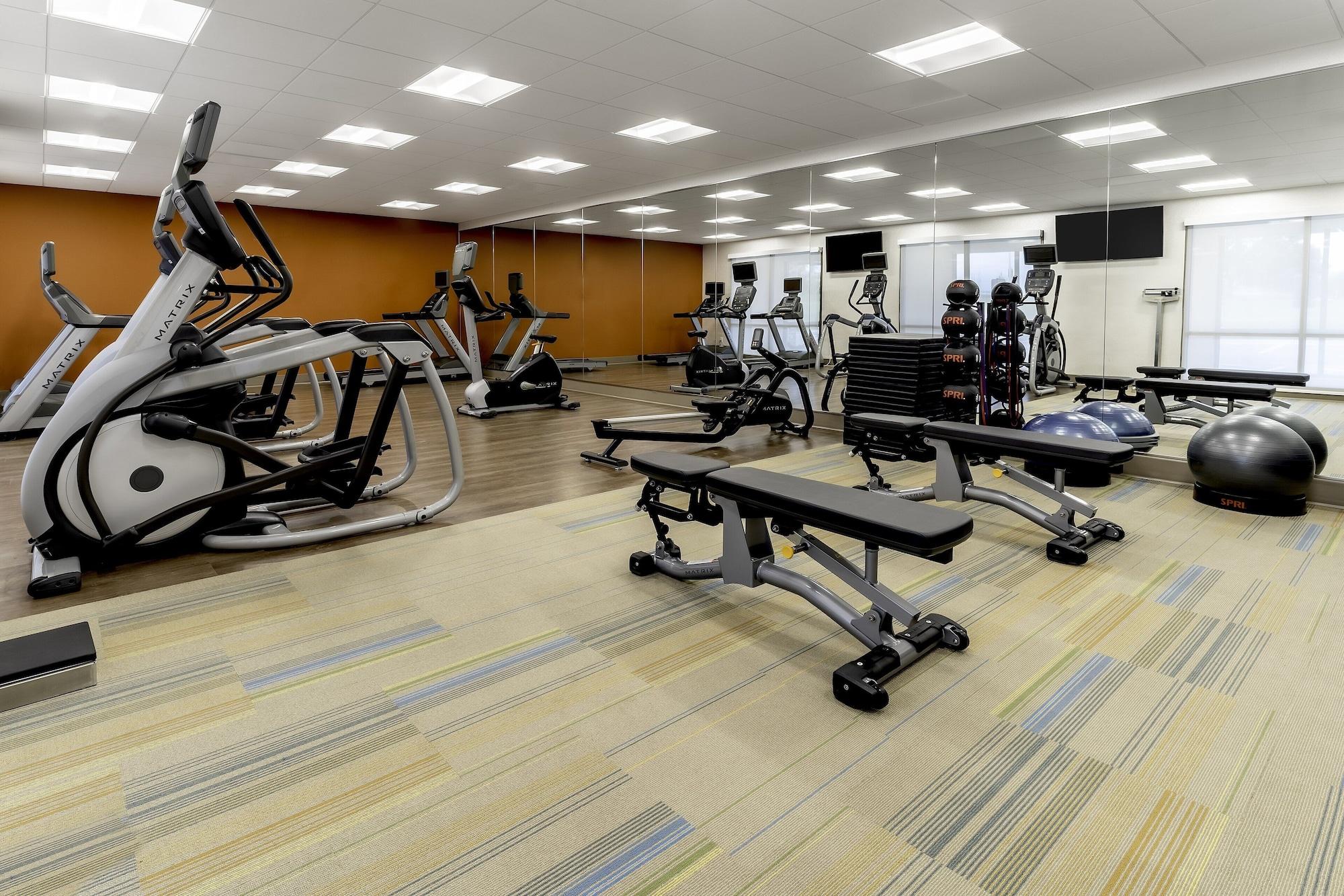 Gimnasio Holiday Inn Express Milwaukee West Allis by IHG
