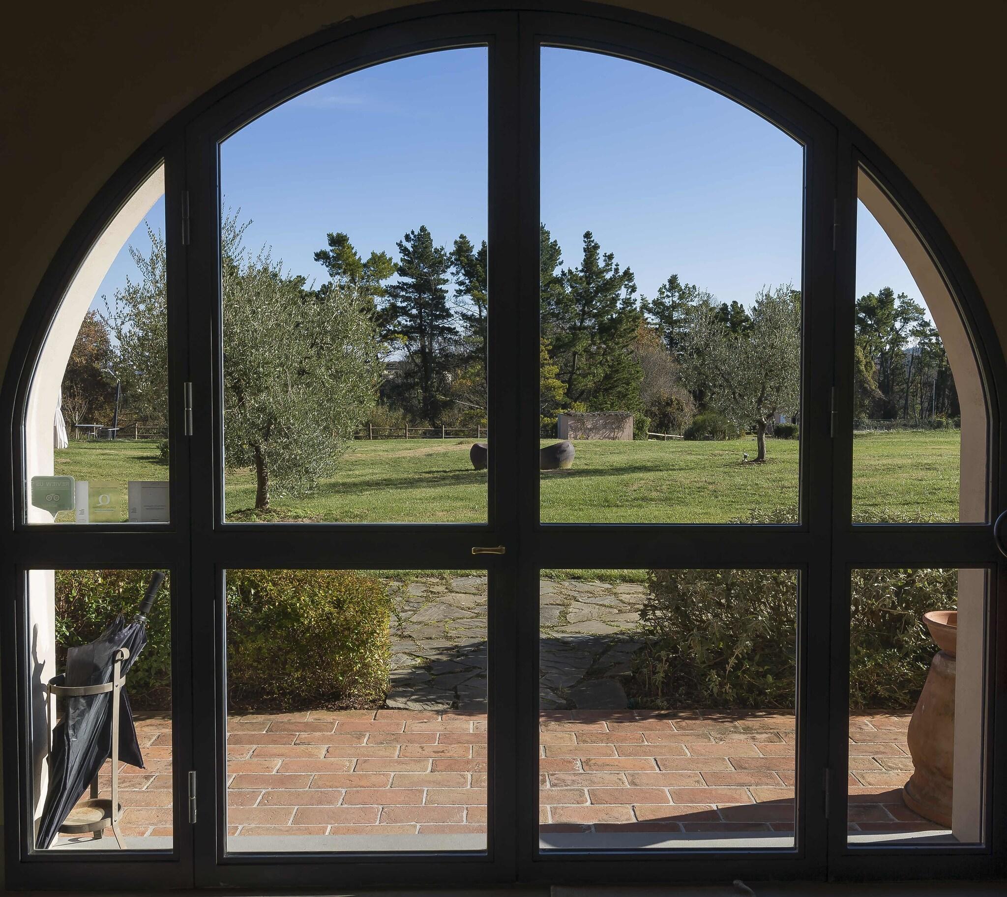 Vista Lobby Le Sodole Country Resort & Golf