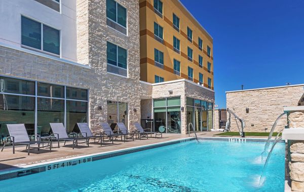 Fairfield Inn & Suites Houston Memorial City Area