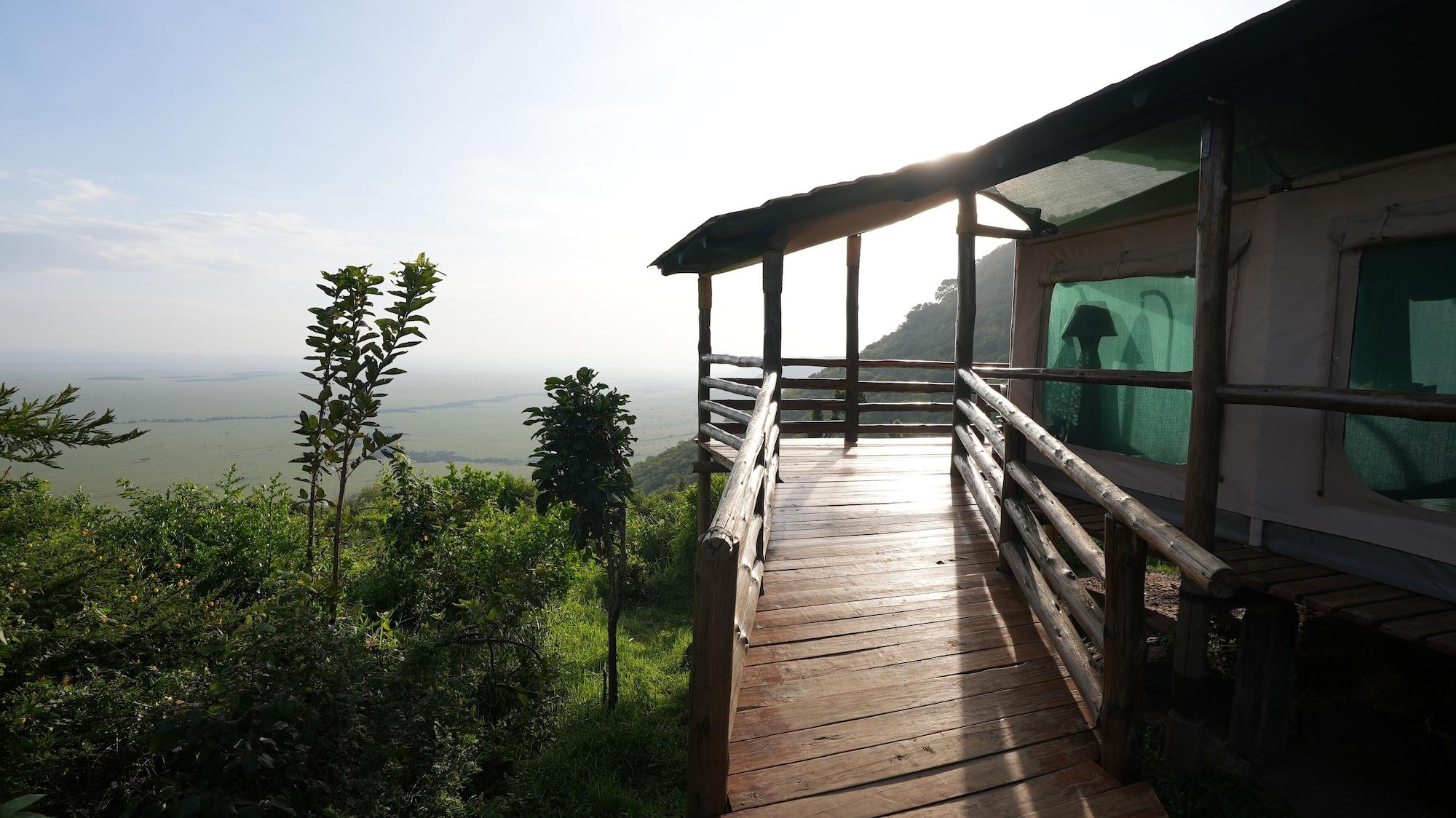 Varios Mara Engai Wilderness Lodge